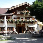 Hotel Ferienparadies Spielmannsau 3*