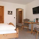 Ferienparadies Spielmannsau Hotel 3*